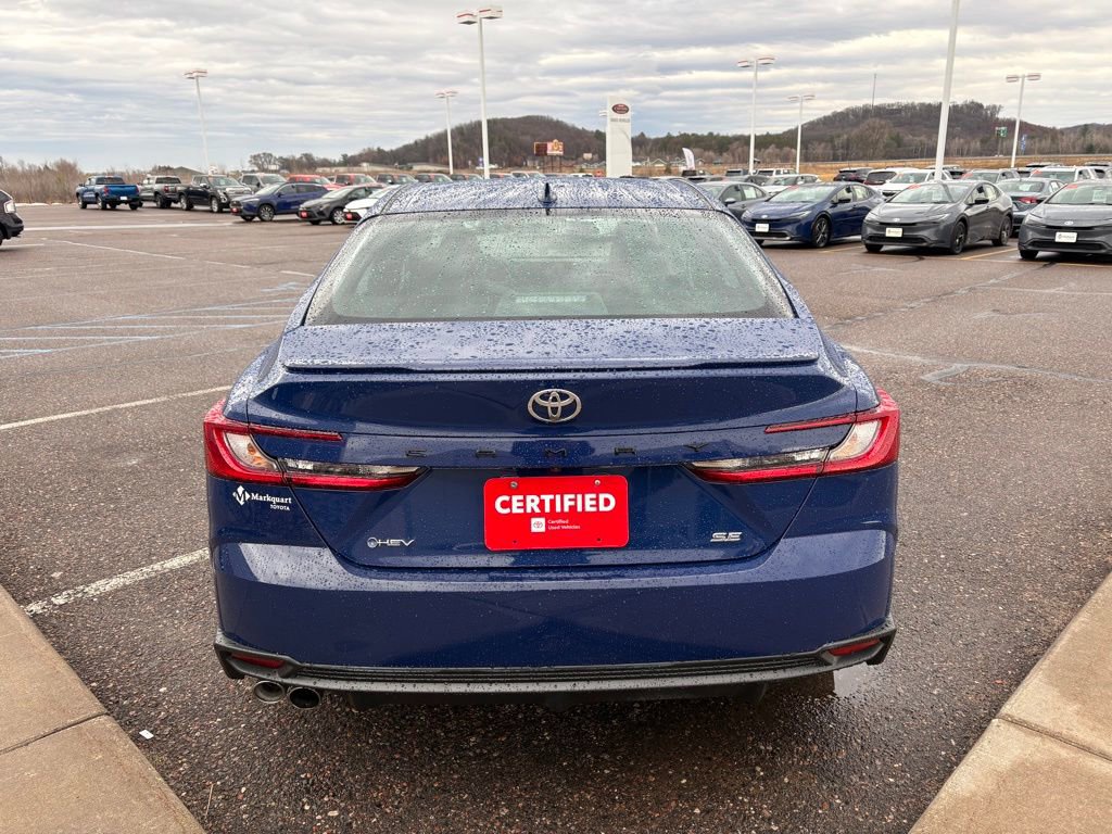 Certified 2025 Toyota Camry SE image 3