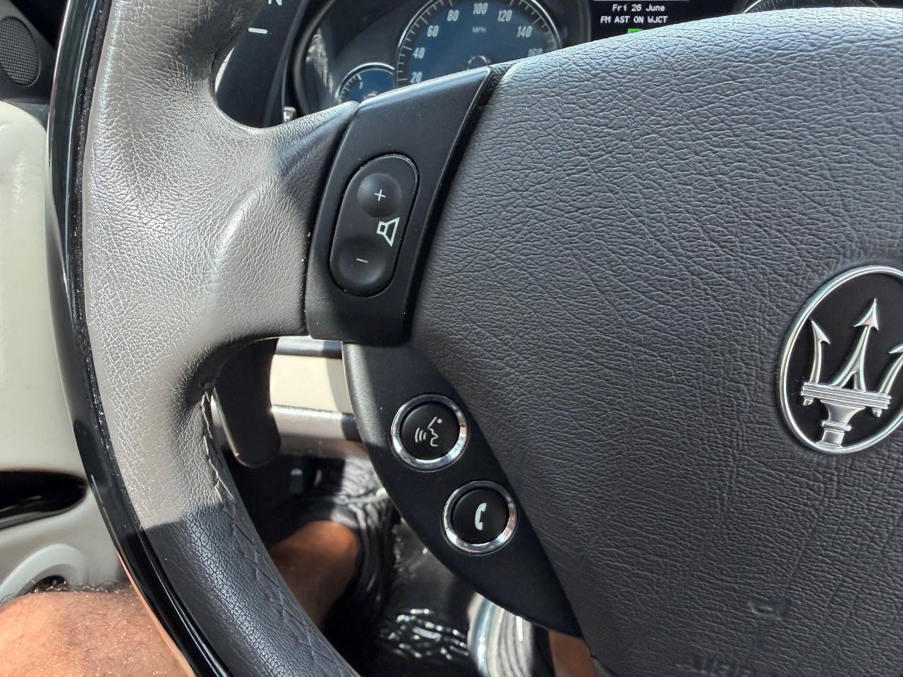 Used 2012 Maserati GranTurismo Sport RWD image 33