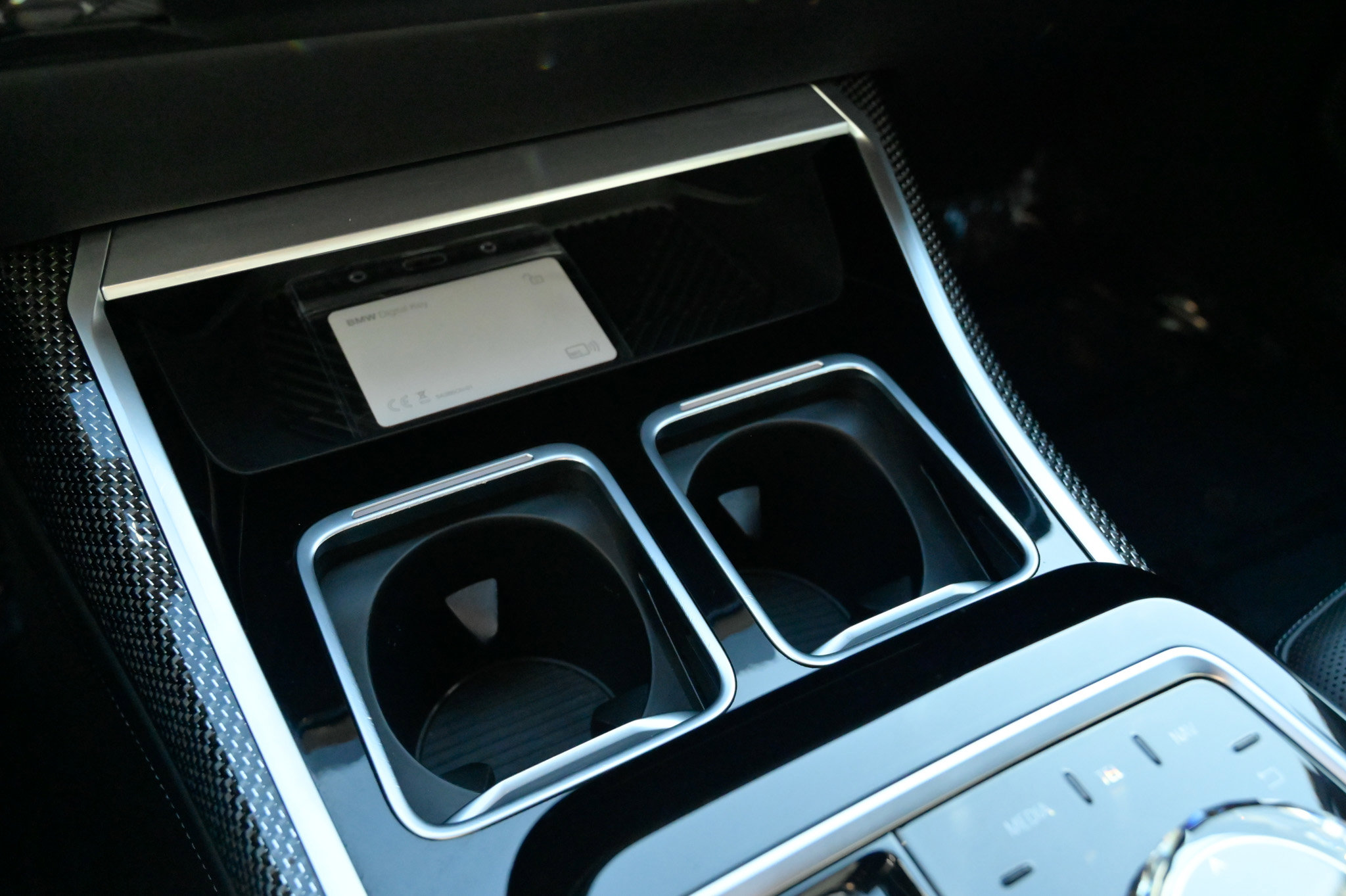 Used 2023 BMW 760i xDrive w/ Executive Package image 29