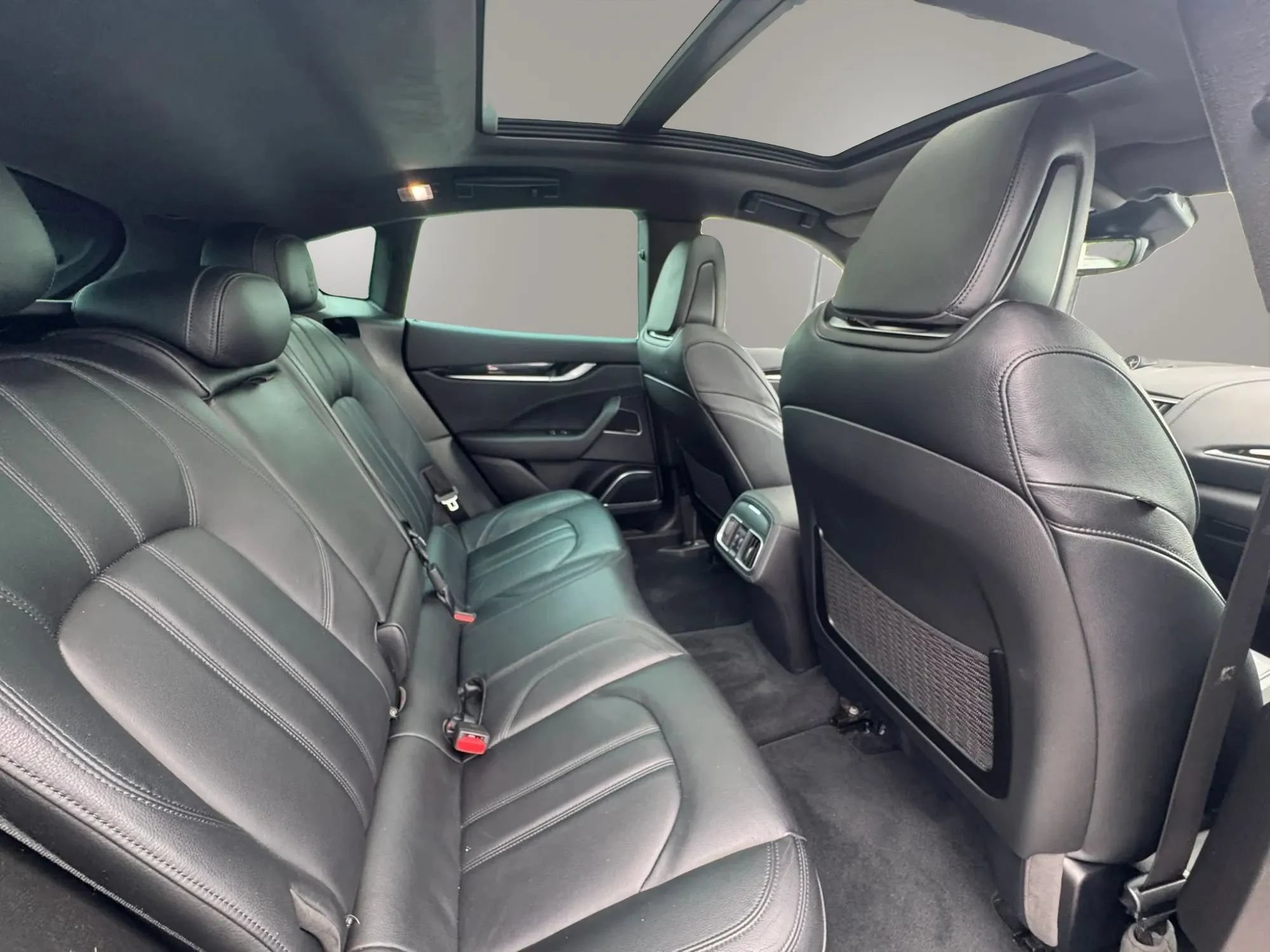 Used 2021 Maserati Levante GranSport AWD/4WD image 14