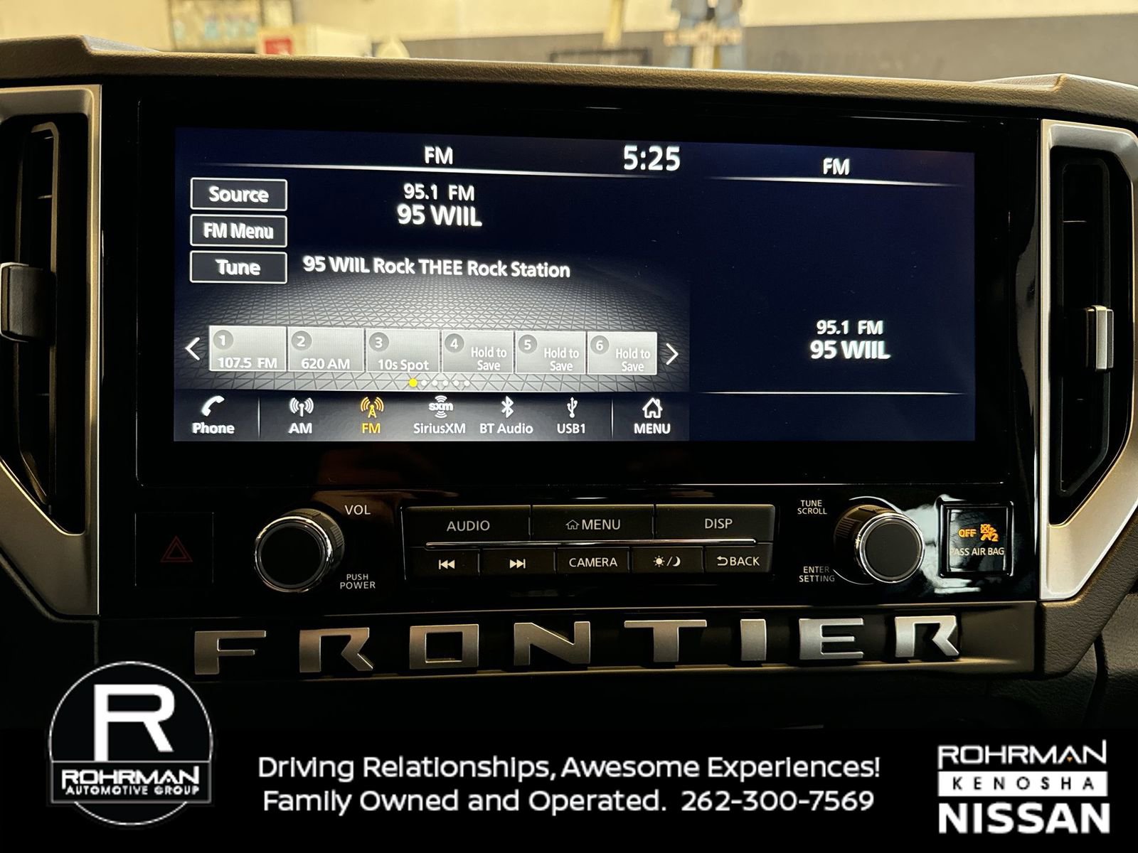 New 2026 Nissan Frontier SV w/ SV Convenience Package image 7