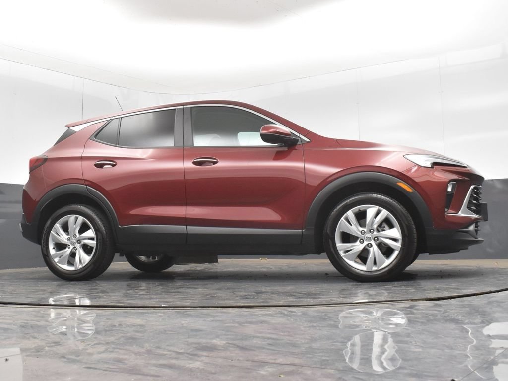 Used 2024 Buick Encore GX Preferred FWD image 22