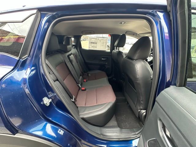 New 2025 Nissan Kicks SR image 14