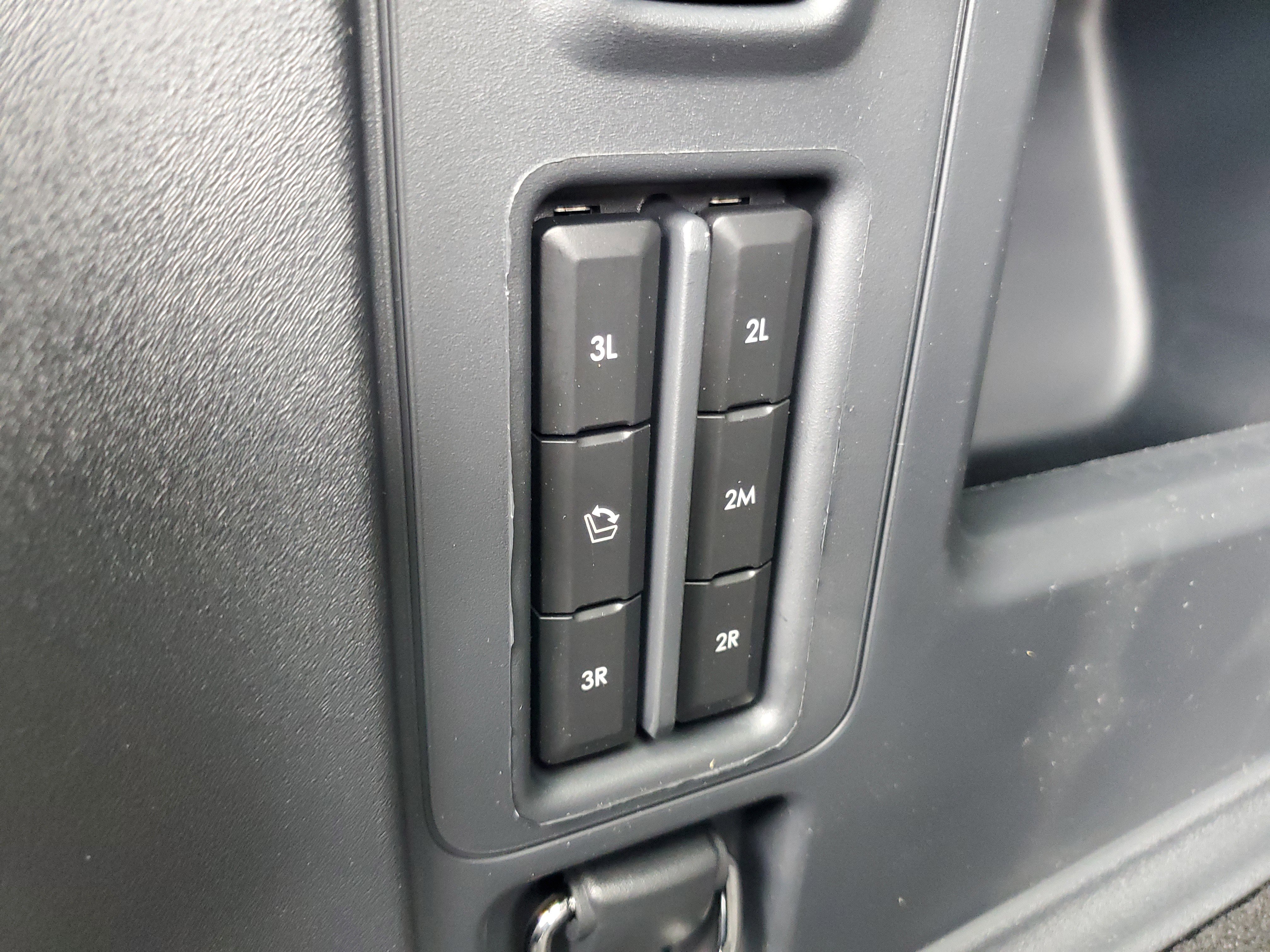 New 2026 Lincoln Navigator Reserve AWD/4WD image 33