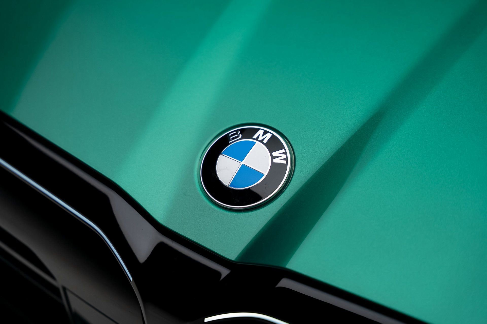 Used 2025 BMW M5 w/ Carbon Package image 12