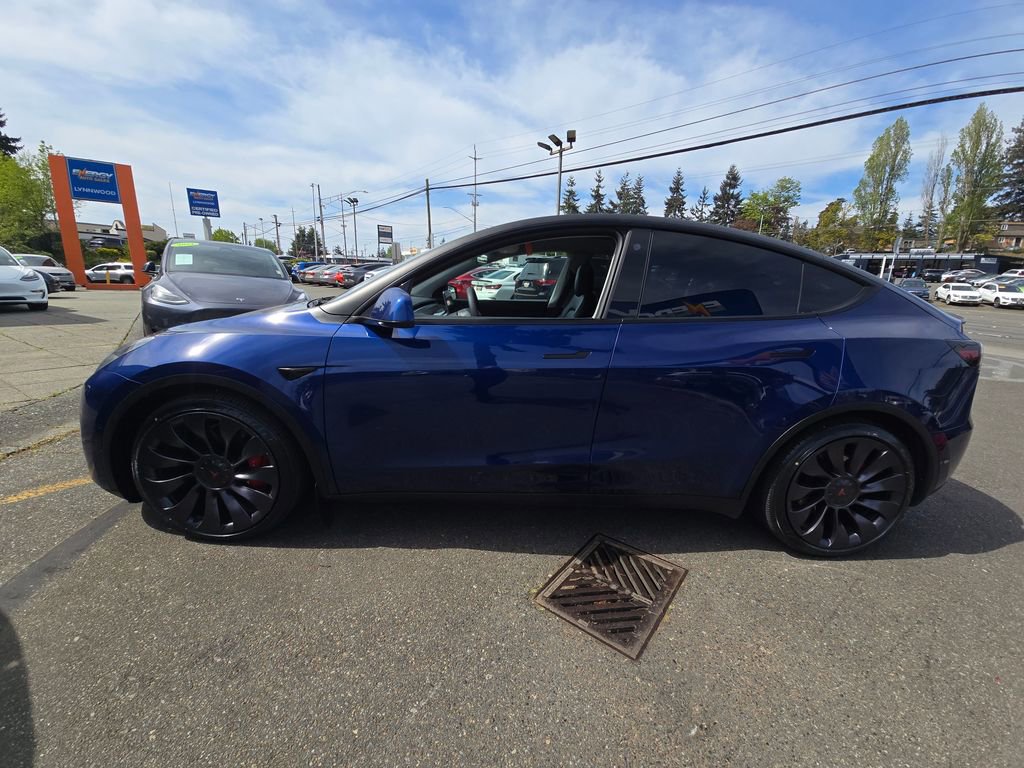 Used 2021 Tesla Model Y Performance AWD/4WD image 5