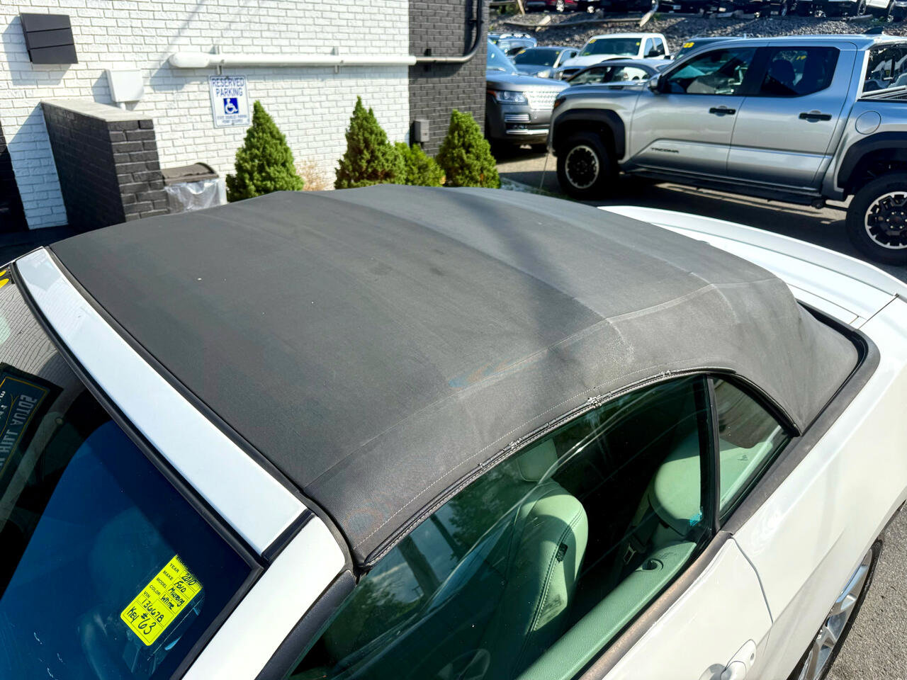 Used 2010 Ford Mustang Convertible image 14