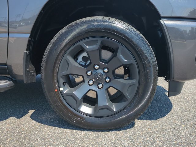 New 2027 RAM 1500 Express AWD/4WD image 11
