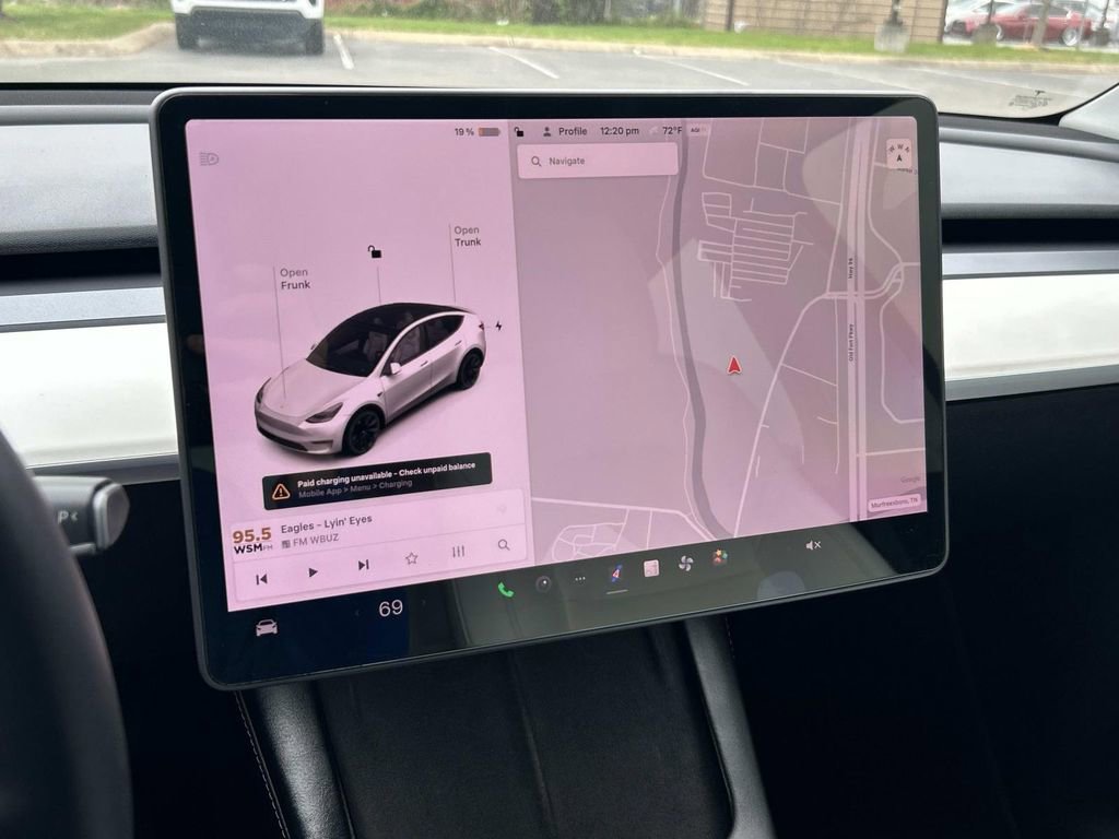 Used 2021 Tesla Model Y Long Range AWD/4WD image 25