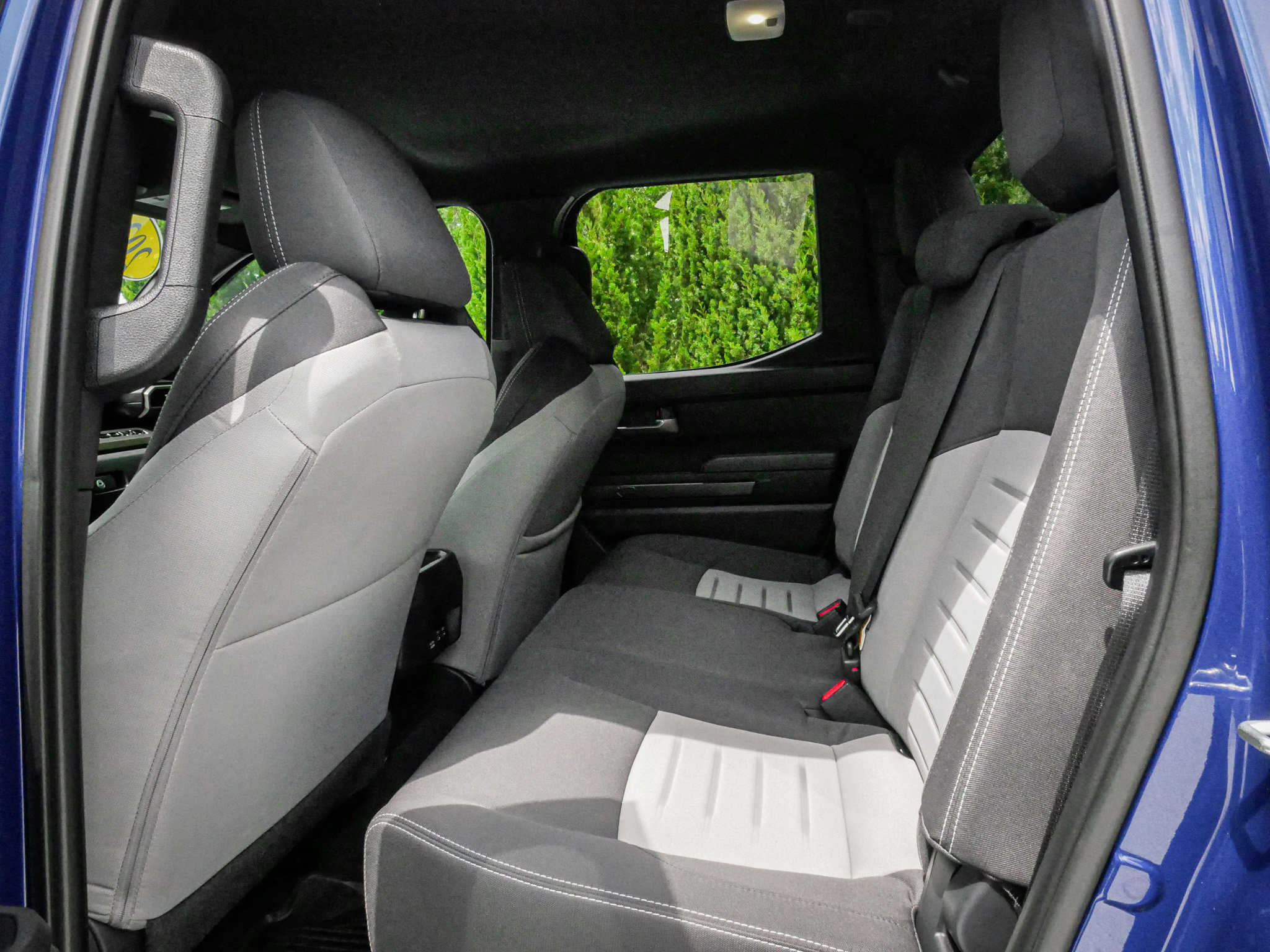 Used 2025 Toyota Tacoma TRD Sport AWD/4WD image 30