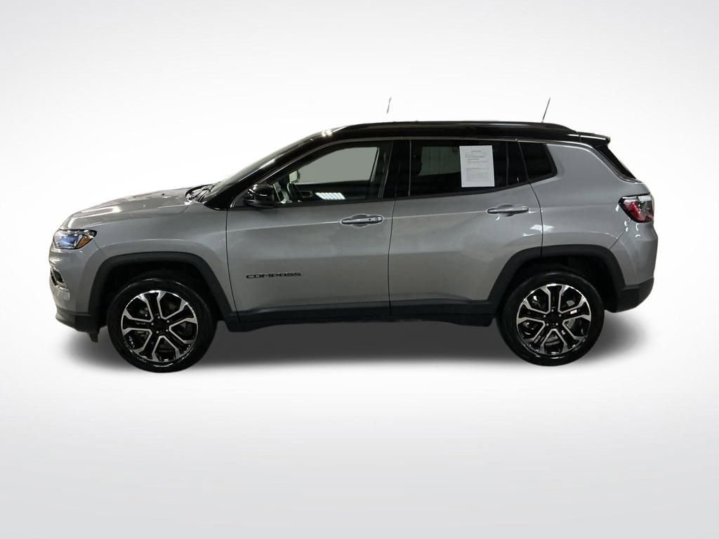 Certified 2022 Jeep Compass Limited image 2