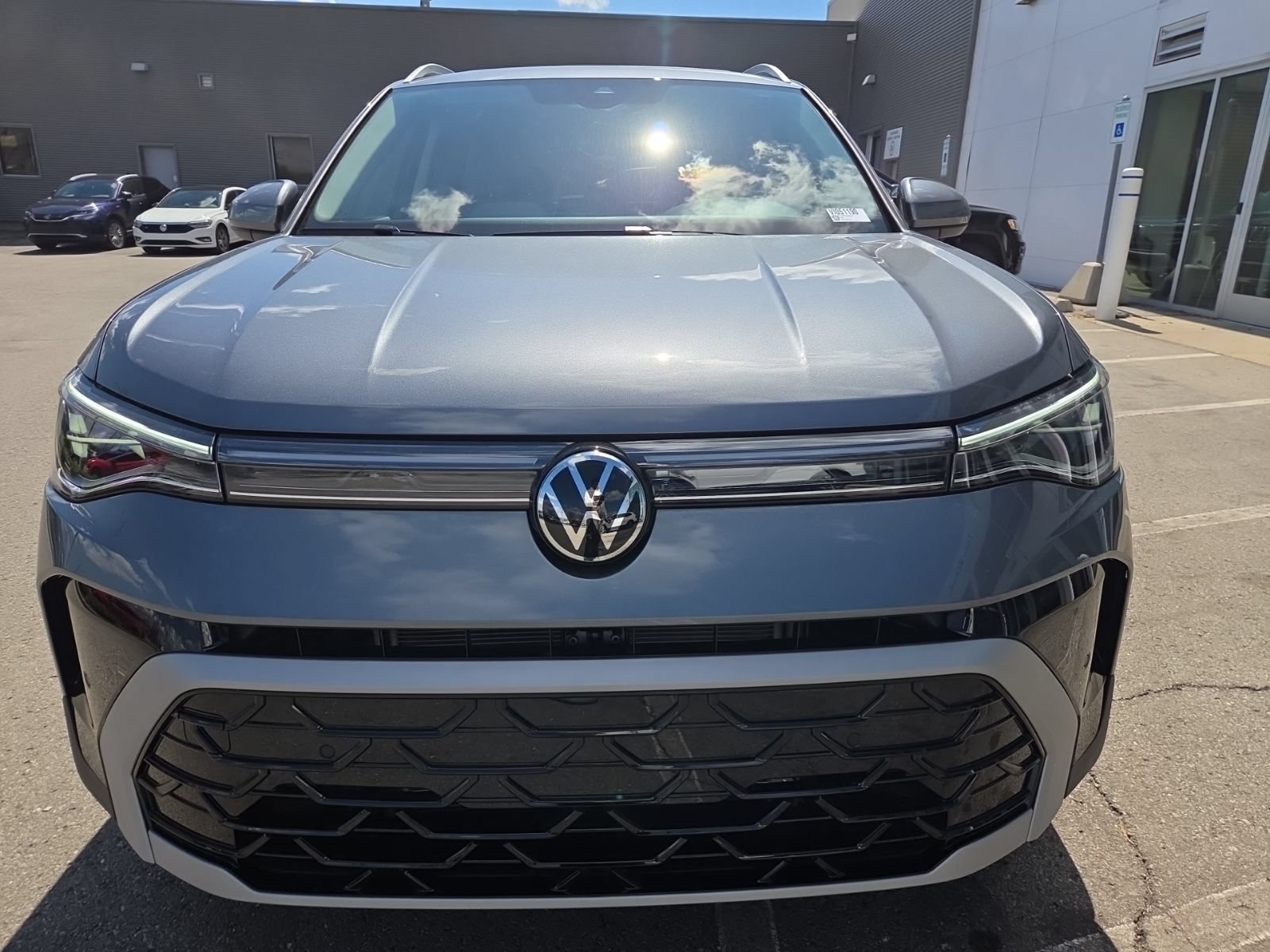 New 2026 Volkswagen Taos SEL AWD/4WD image 4