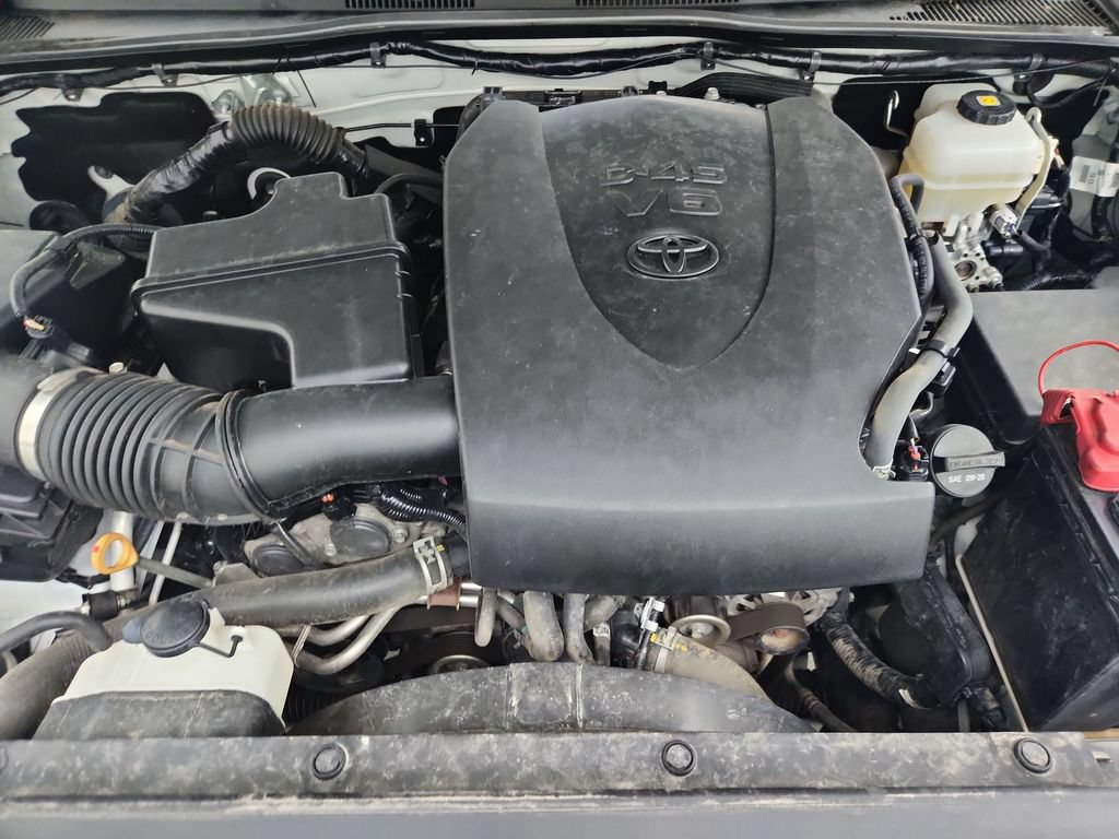 Used 2019 Toyota Tacoma TRD Off-Road AWD/4WD image 37