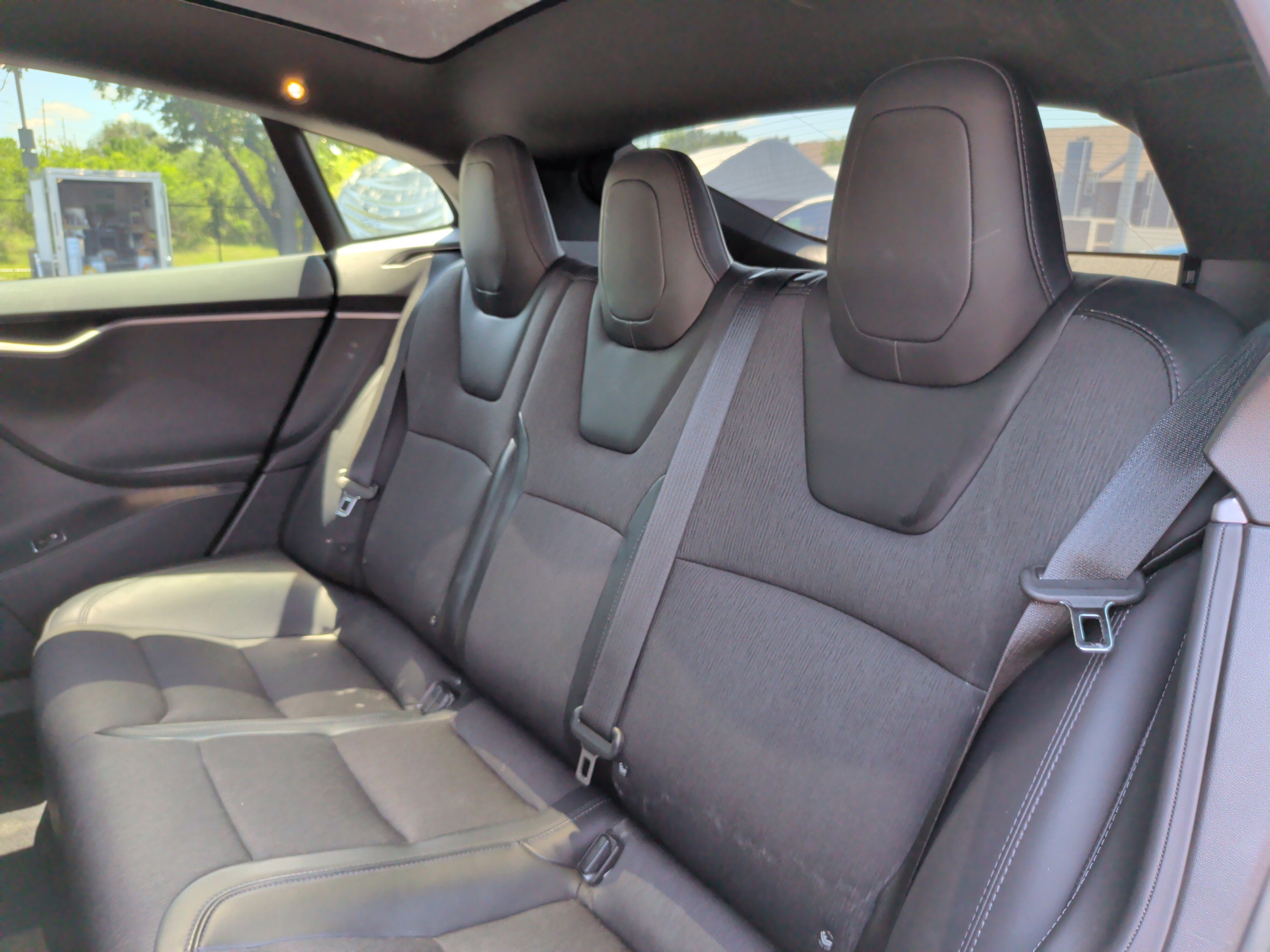 Used 2018 Tesla Model S 75D AWD/4WD image 31