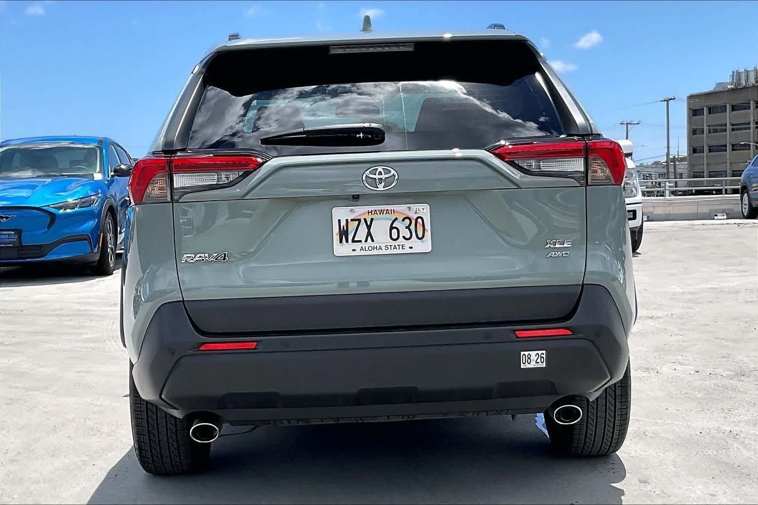 Used 2024 Toyota RAV4 XLE Premium AWD/4WD image 5