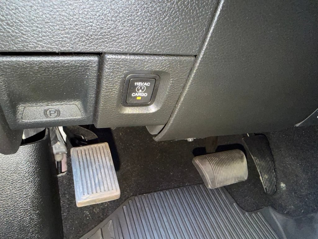 Used 2024 RAM 2500 Rebel AWD/4WD image 18