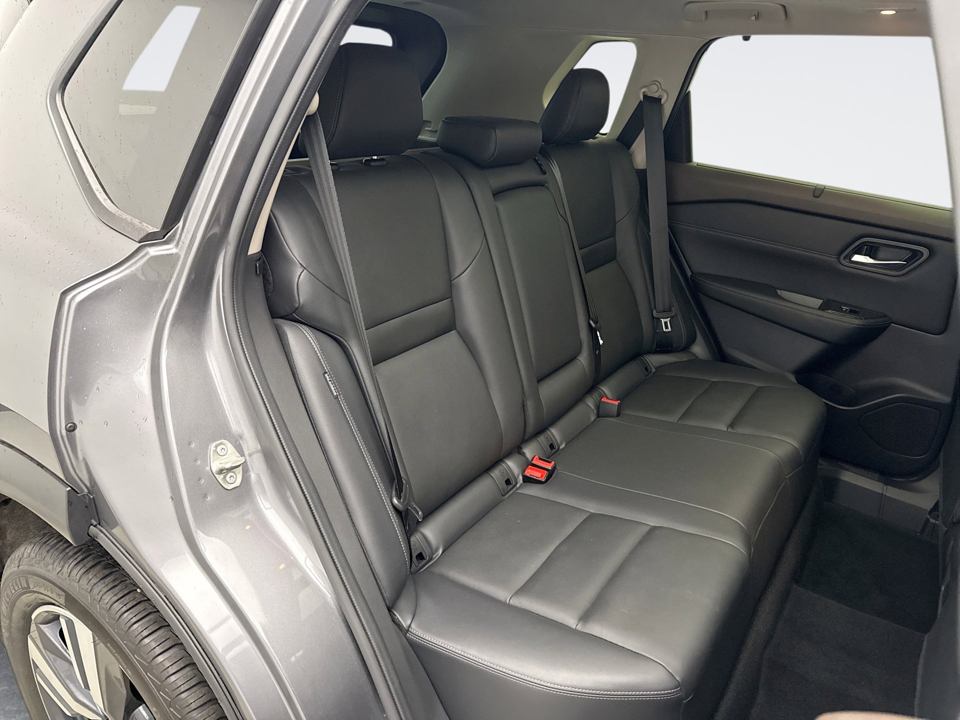 Used 2023 Nissan Rogue SL w/ SL Premium Package AWD/4WD image 18