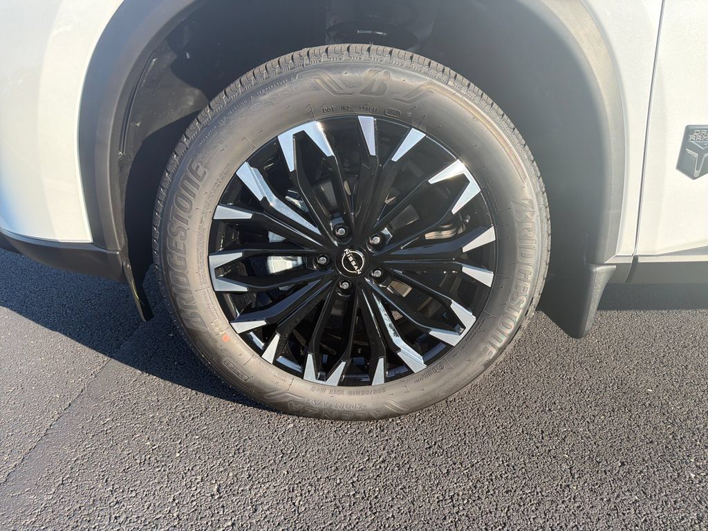 New 2026 Nissan Rogue Dark Armor AWD/4WD image 11