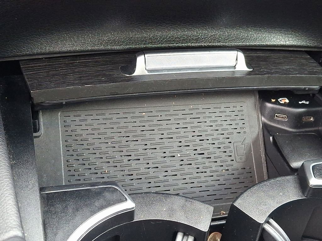 Used 2022 Mercedes-Benz GLS 450 4MATIC image 25