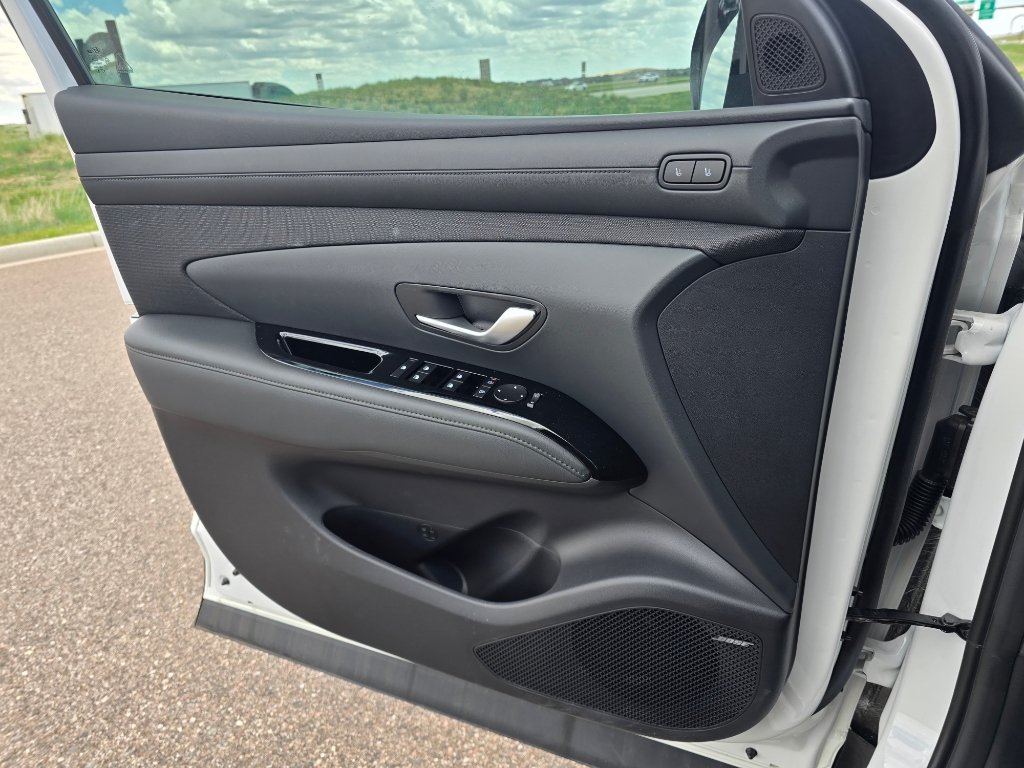 New 2026 Hyundai Tucson Limited AWD/4WD image 17