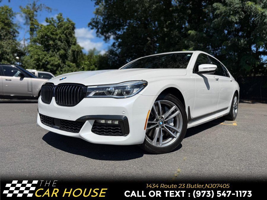 Used 2019 BMW 750i xDrive w/ Executive Package AWD/4WD image 2