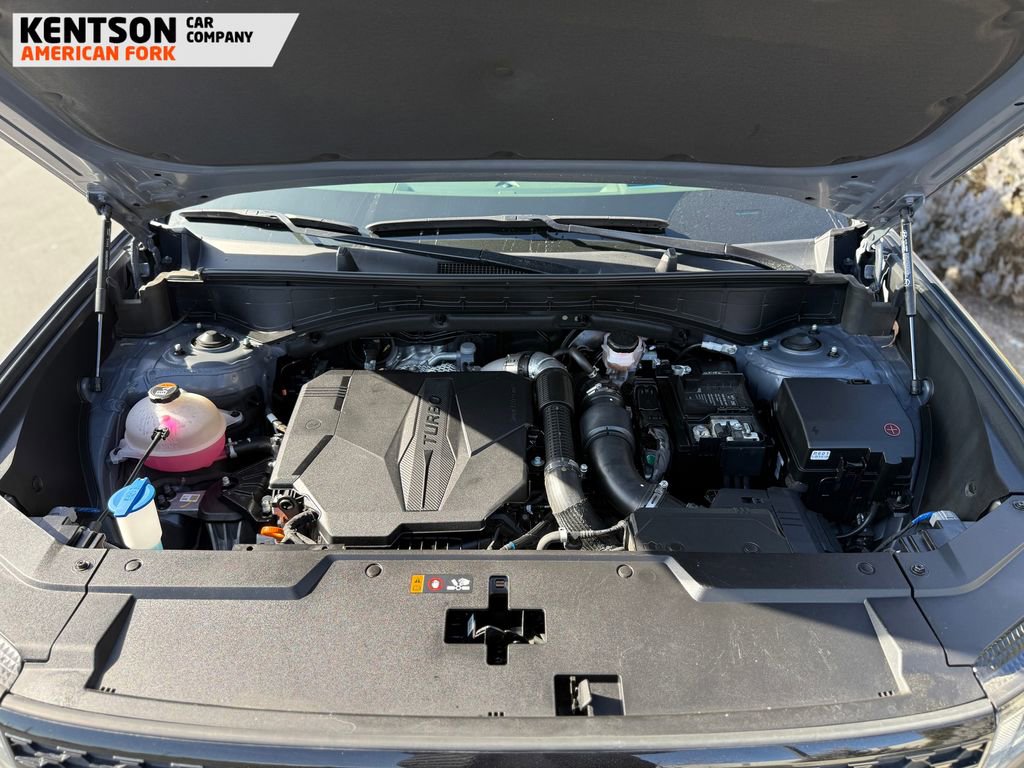 Used 2025 Hyundai Santa Fe Calligraphy image 16