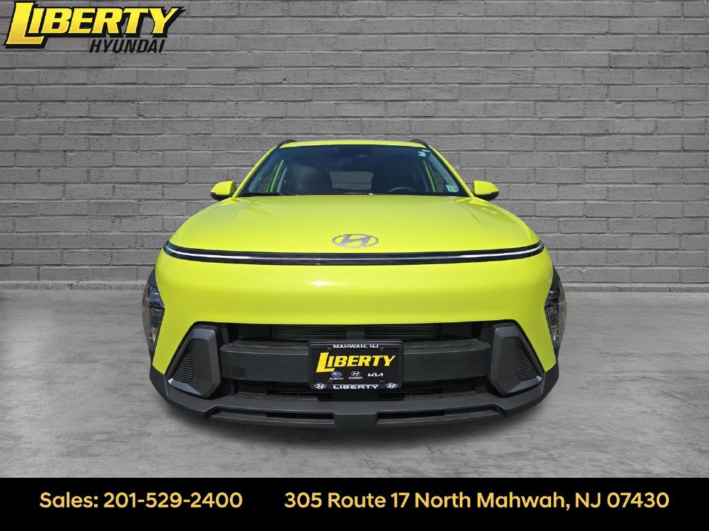 Certified 2024 Hyundai Kona SEL AWD/4WD image 9