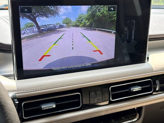 Used 2023 Lincoln Nautilus AWD image 25