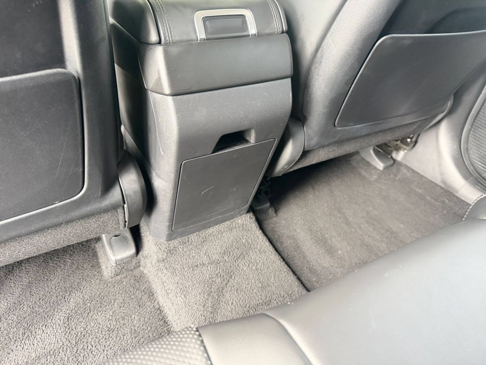 Used 2026 Hyundai Santa Fe SEL FWD image 24