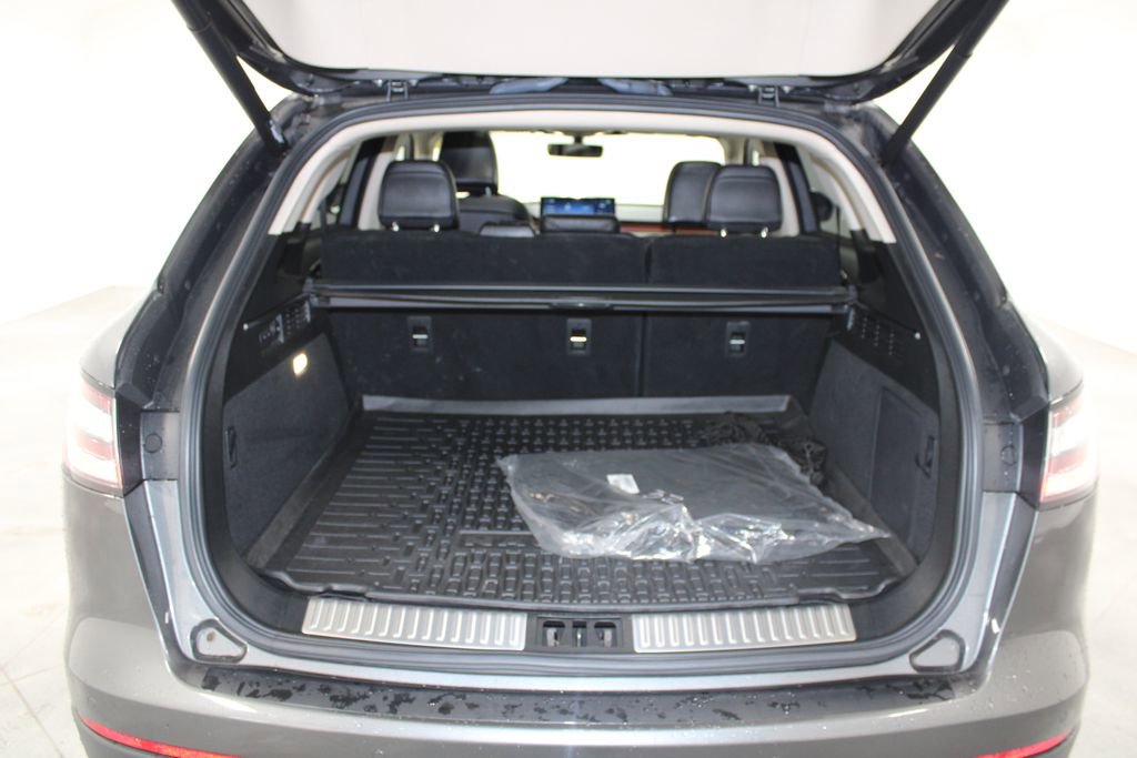 Used 2022 Lincoln Nautilus Reserve image 16