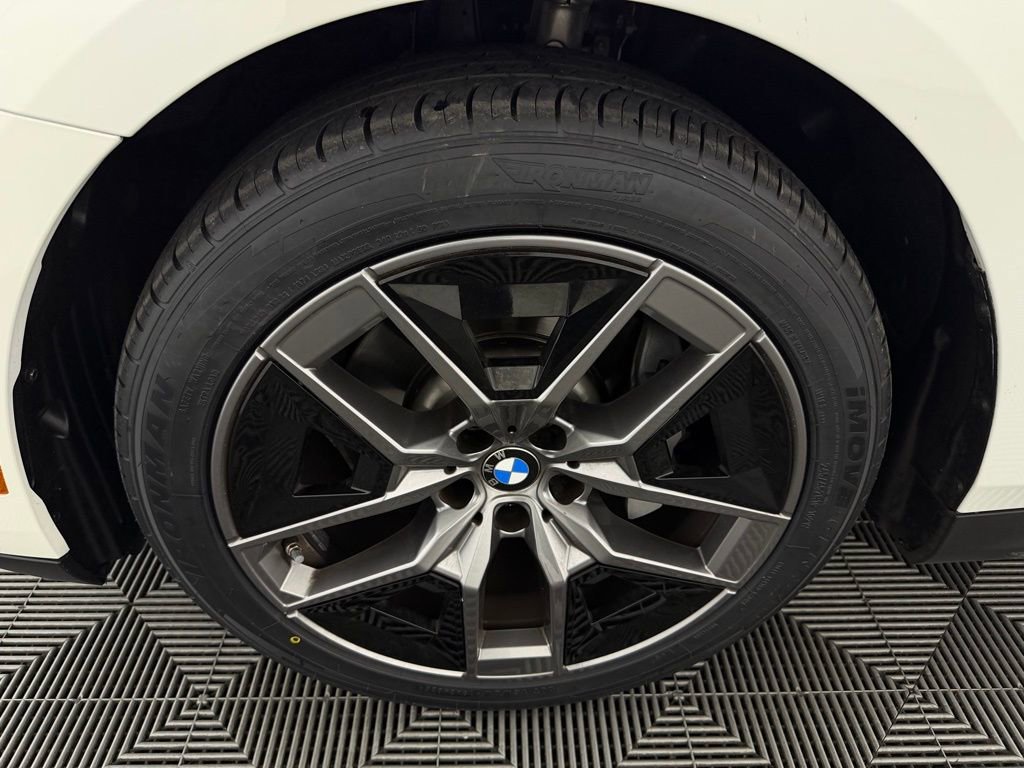 Used 2026 BMW 530i image 12