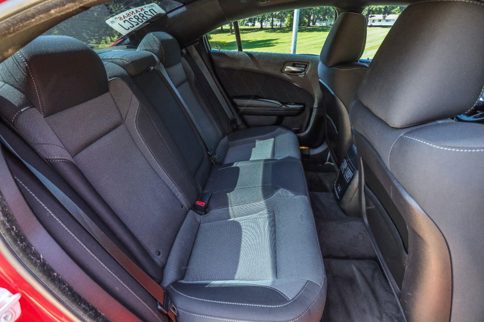 Used 2018 Dodge Charger SXT Plus w/ Blacktop Package RWD image 32