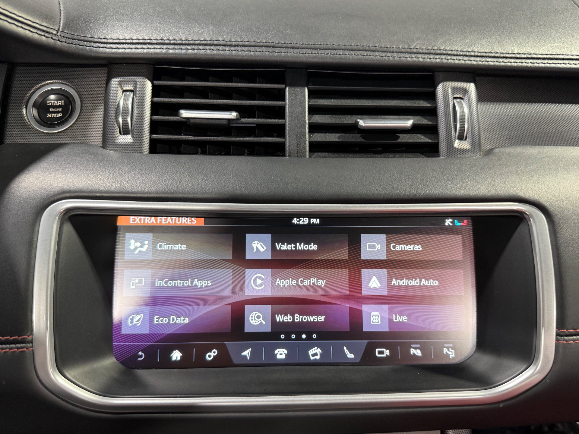 Used 2018 Land Rover Range Rover Evoque HSE Dynamic AWD/4WD image 34