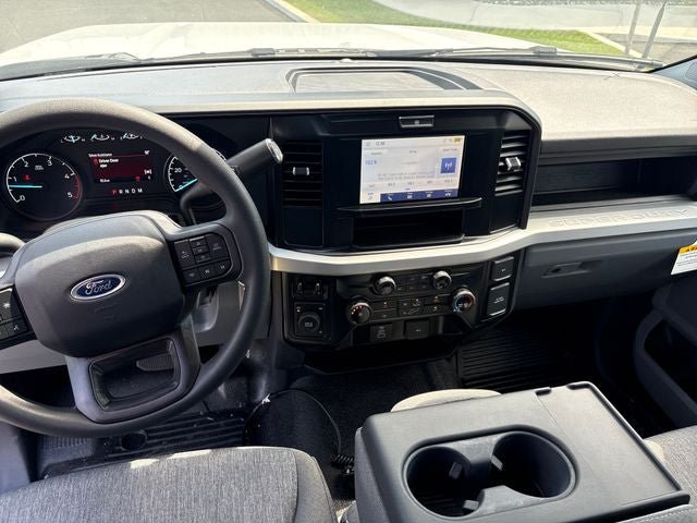 New 2026 Ford F550 4x4 Regular Cab Super Duty image 11