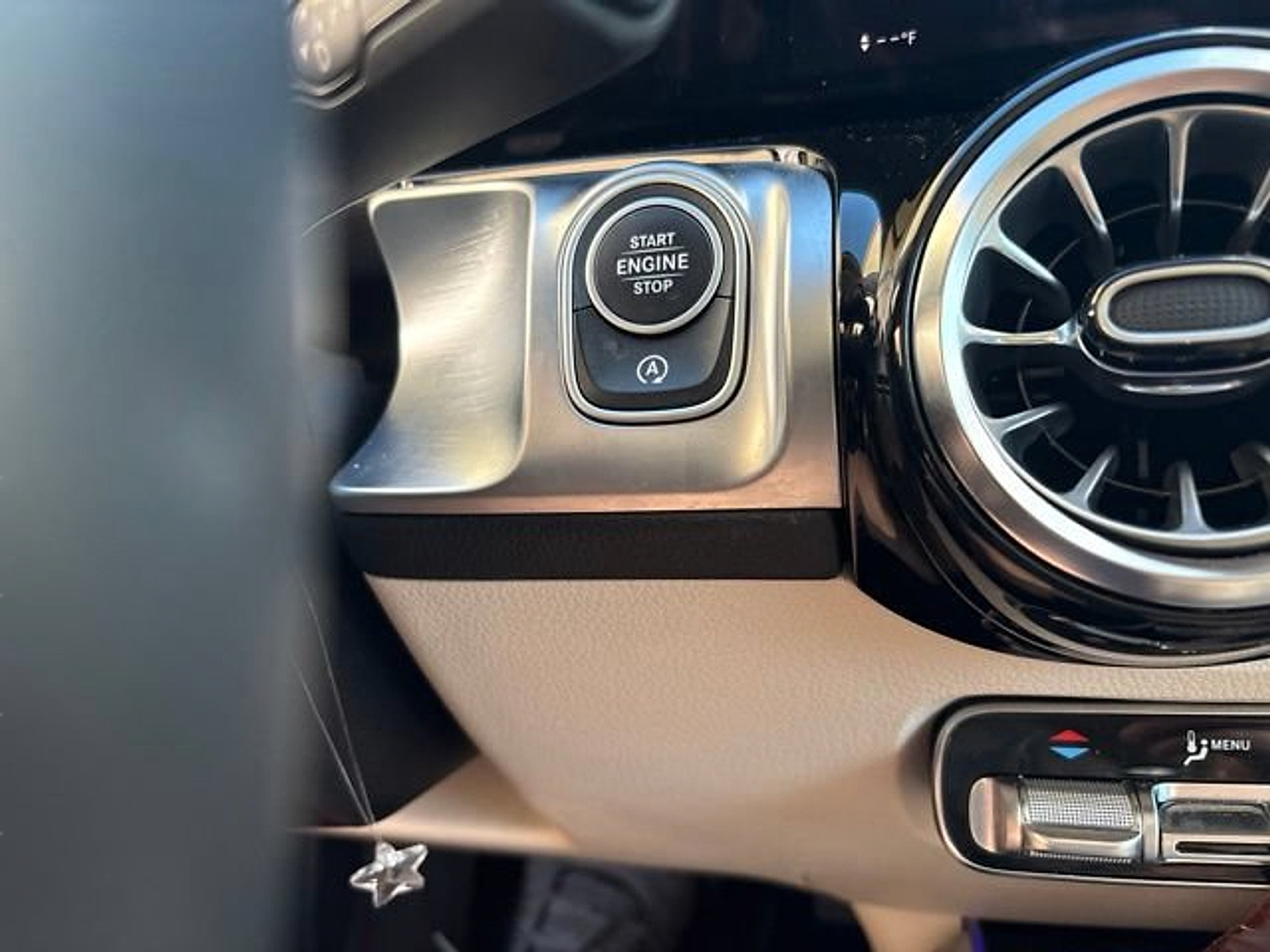 Used 2023 Mercedes-Benz GLB 250 4MATIC image 22