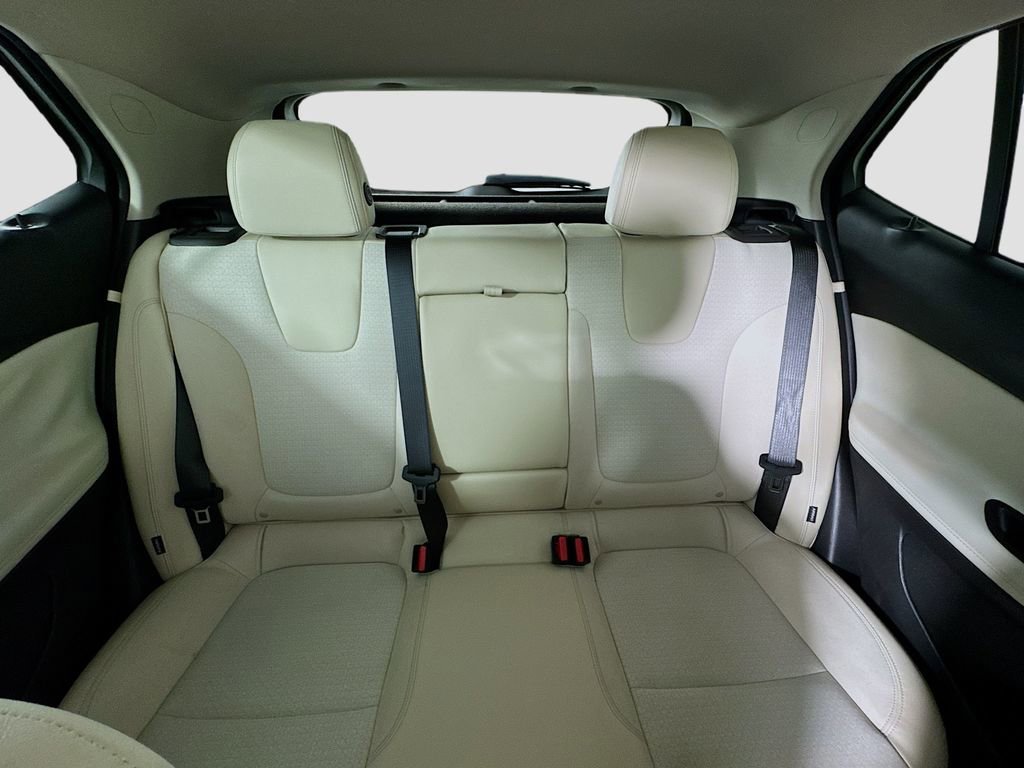 Used 2021 Buick Encore GX Select image 34