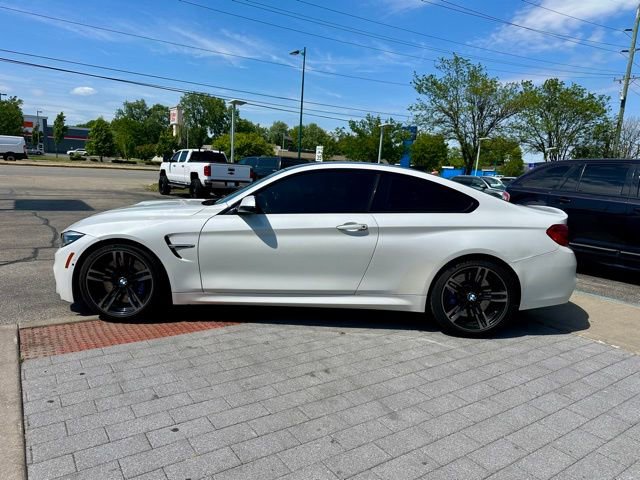 Used 2018 BMW M4 Coupe RWD image 4