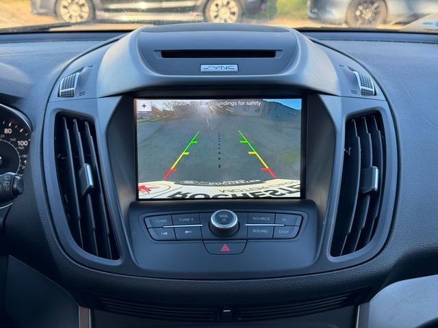 Certified 2018 Ford Escape SE w/ SE Sync 3 Package image 4