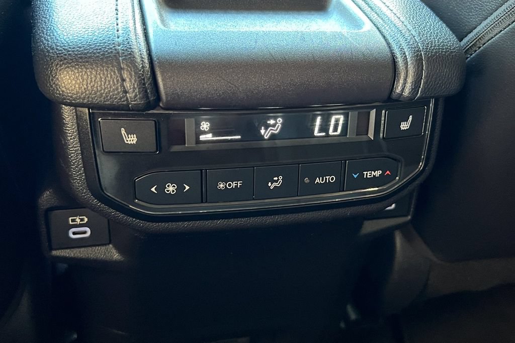 Certified 2024 Toyota Grand Highlander FWD image 16