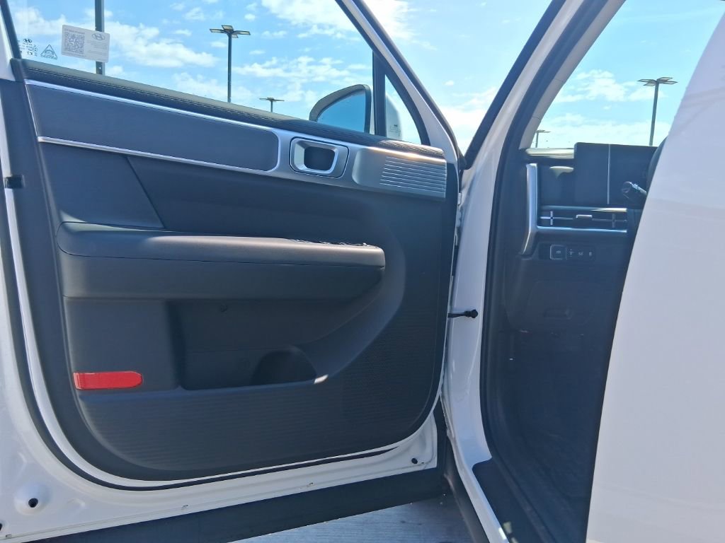 New 2026 Hyundai Santa Fe SE image 17