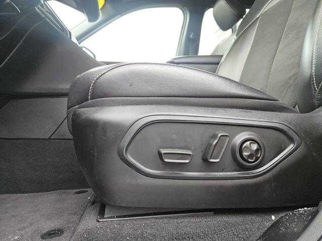 Used 2024 Jeep Grand Cherokee Altitude image 28