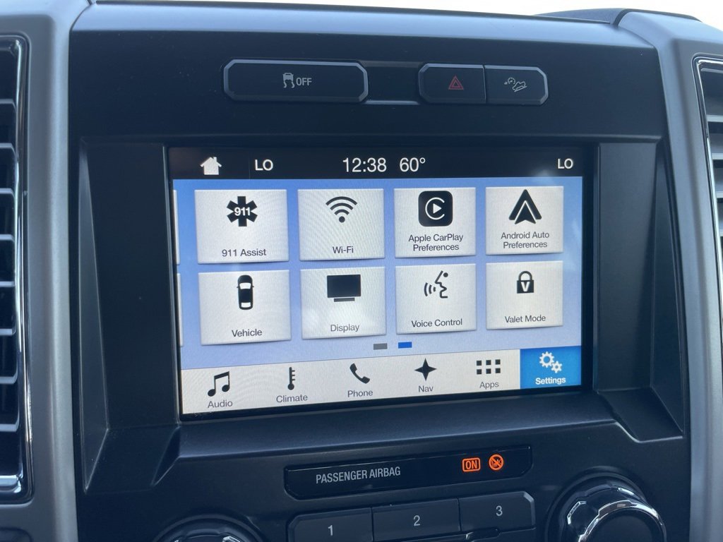 Used 2017 Ford F250 Lariat w/ Chrome Package image 19