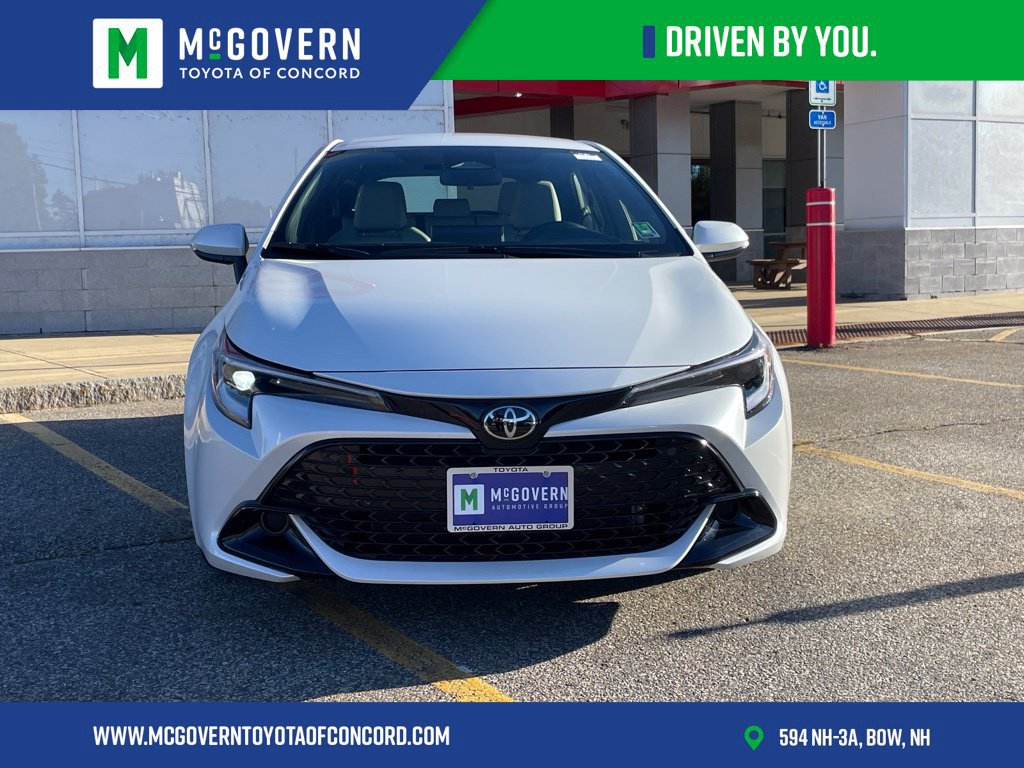 Used 2025 Toyota Corolla SE FWD image 8
