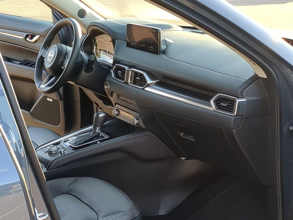 Used 2025 MAZDA CX-5 Carbon Edition image 28