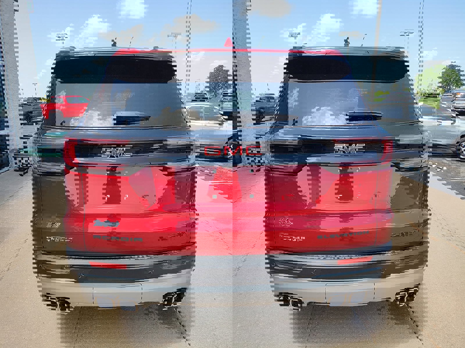 New 2025 GMC Acadia Elevation w/ Elevation Premium Package image 28