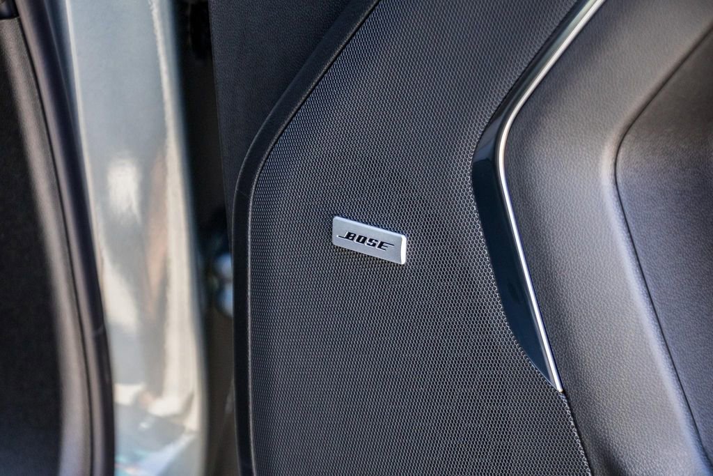 New 2026 Chevrolet Suburban Premier image 17