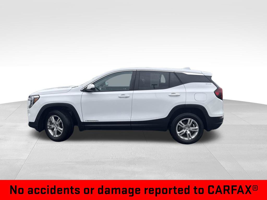 Certified 2023 GMC Terrain SLE AWD/4WD image 2