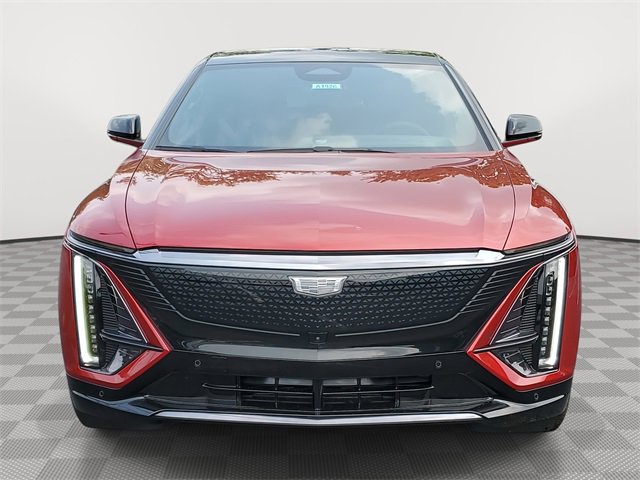 New 2025 Cadillac Lyriq Sport image 2