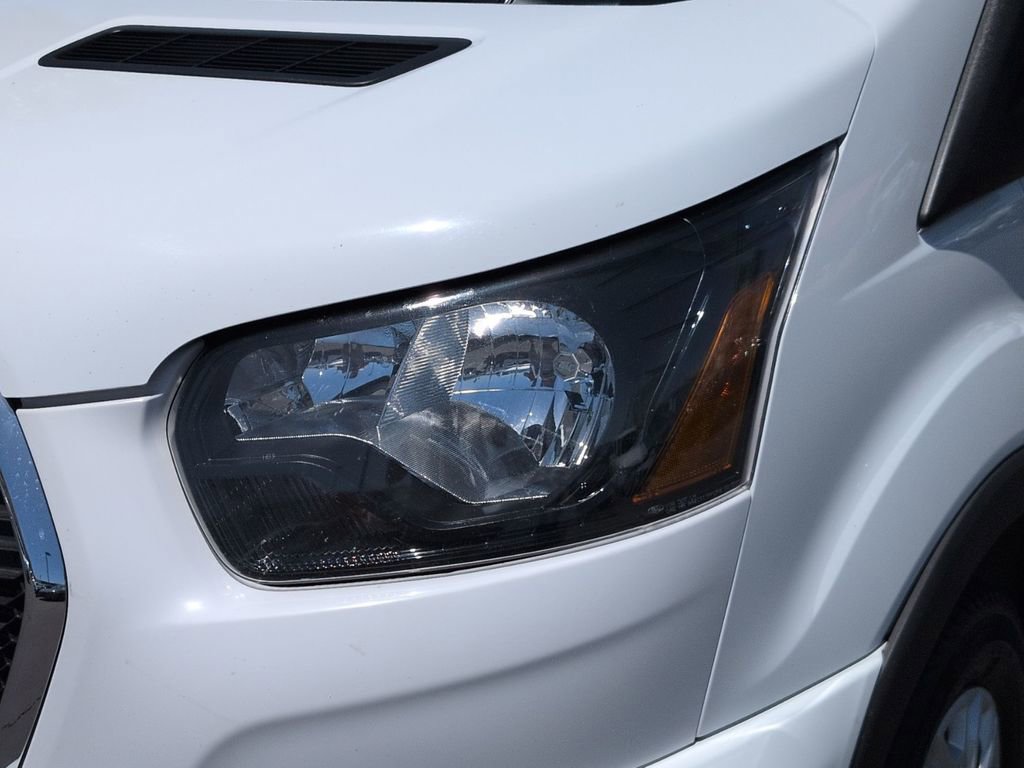 Used 2024 Ford Transit 350 XLT RWD image 8