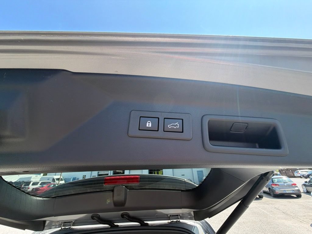 Used 2026 Subaru Forester Touring AWD/4WD image 11